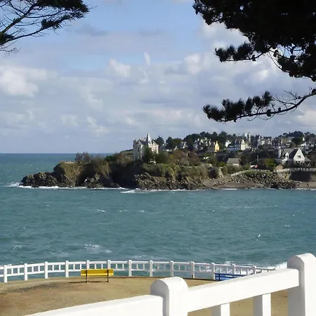 Sea View, St Quay Portrieux